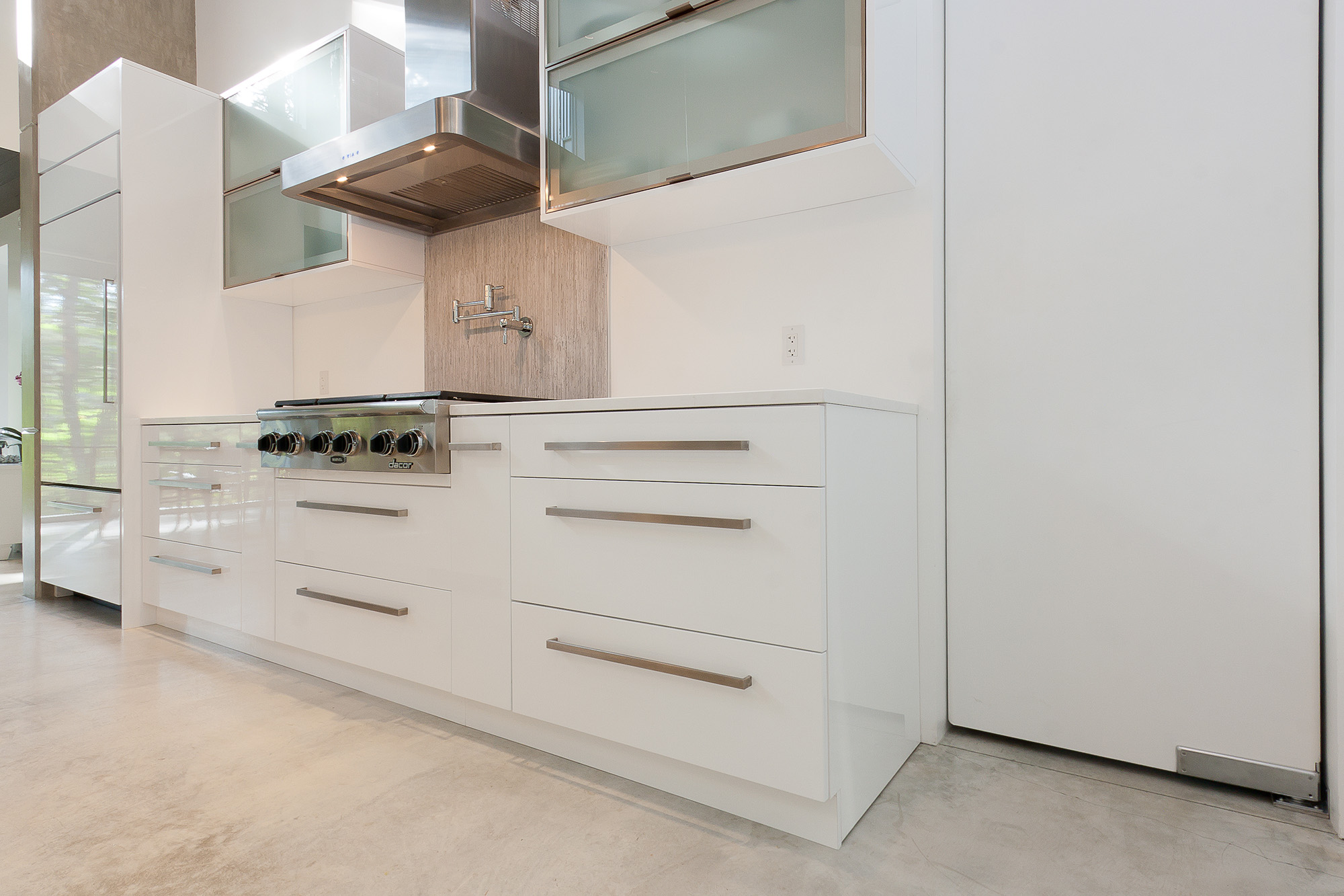 Munn Road Highlands - Silver City - Modern - Harbour City Kitchens