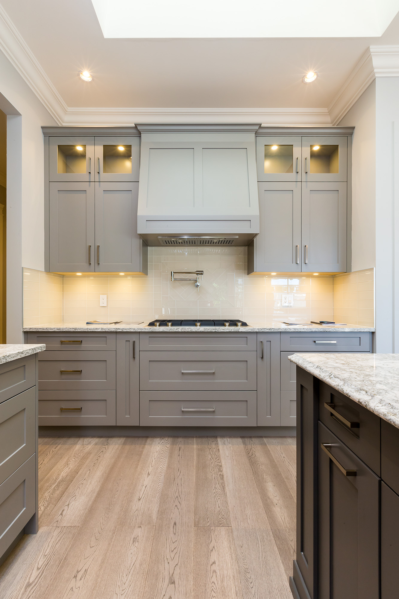 Avery Wood (Cordova) Victoria Elegance Traditional - Harbour City Kitchens